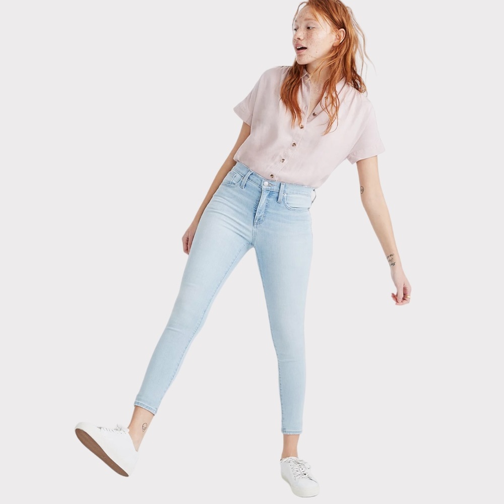 Madewell 9” Mid Rise Skinny Crop Light Wash size 27